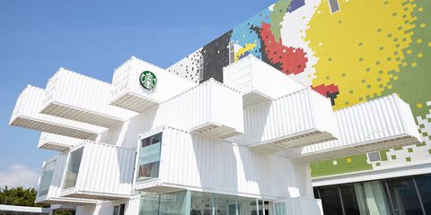 花蓮星巴克貨櫃屋 Starbucks Jian Branch 樂遊行台灣包車旅遊 www.happytourtw.com
